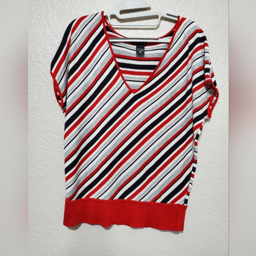 New York & Company Red White Multi-Stripe V-Neck Blouse Women's Size Medium